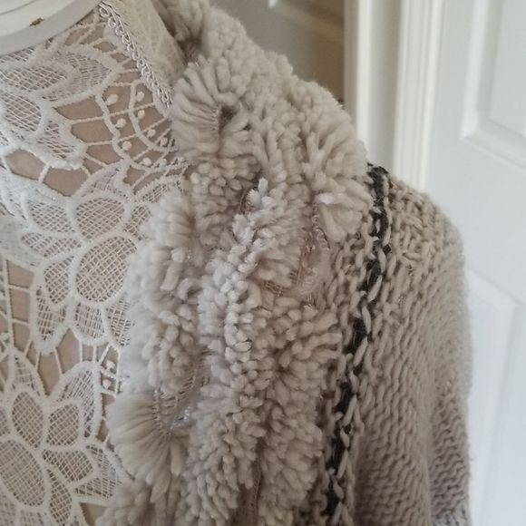 Angel Of The North Cream Textured Shawl Sweater - Picture 9 of 11